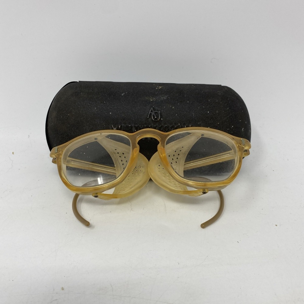 VINTAGE 1900's AMERICAN OPTICAL USA SAFTEY GLASSES Steampunk With Case EUC
